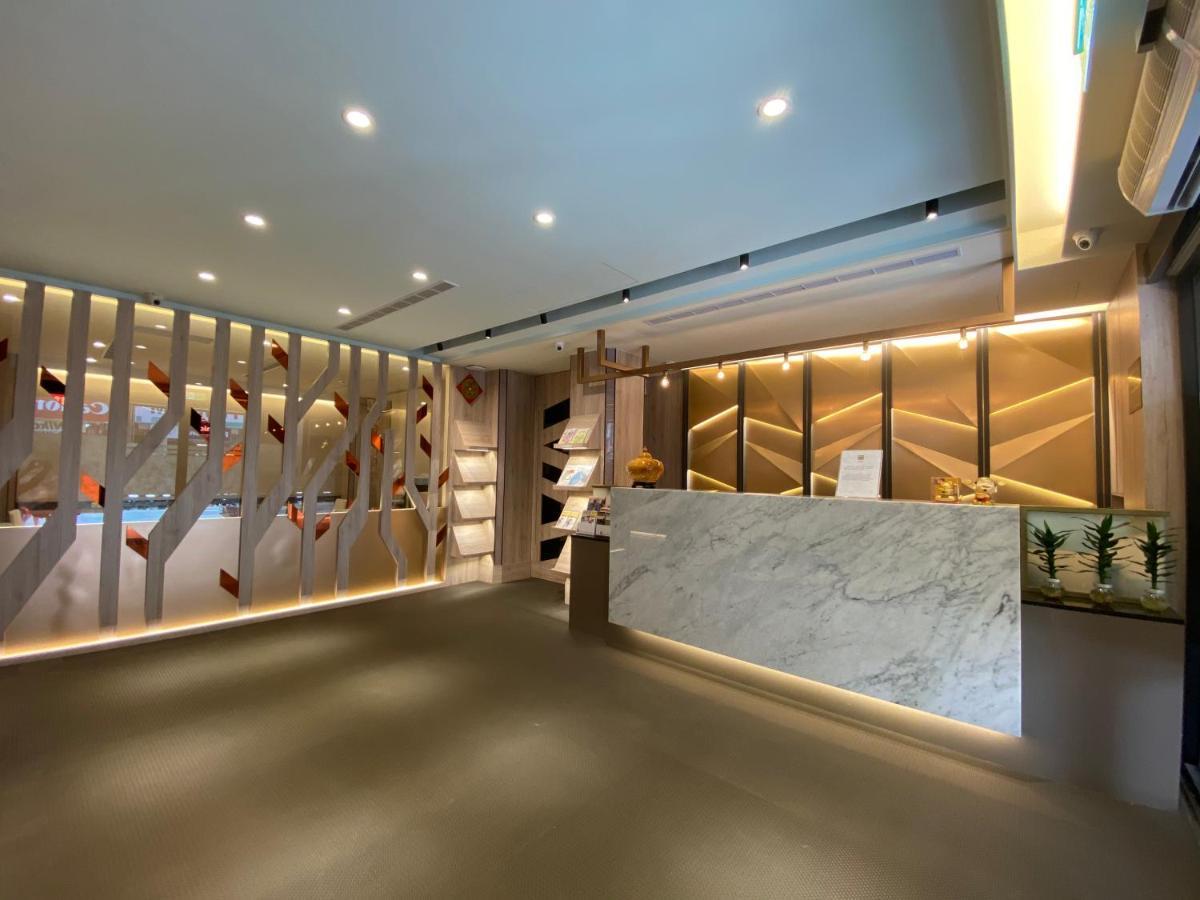 Chair Man Hotel Тайбэй Экстерьер фото