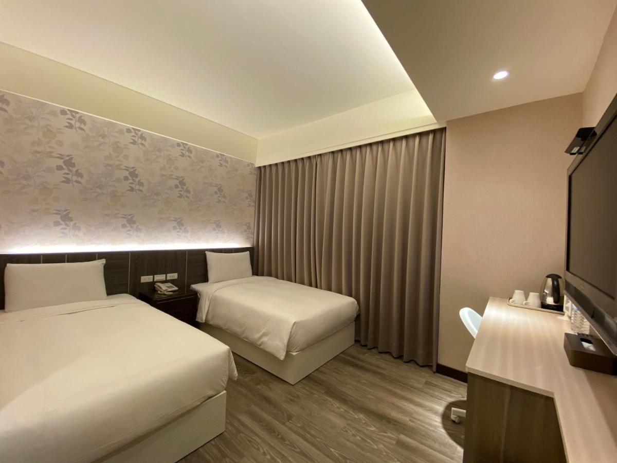 Chair Man Hotel Тайбэй Экстерьер фото