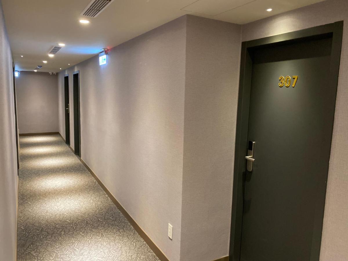 Chair Man Hotel Тайбэй Экстерьер фото