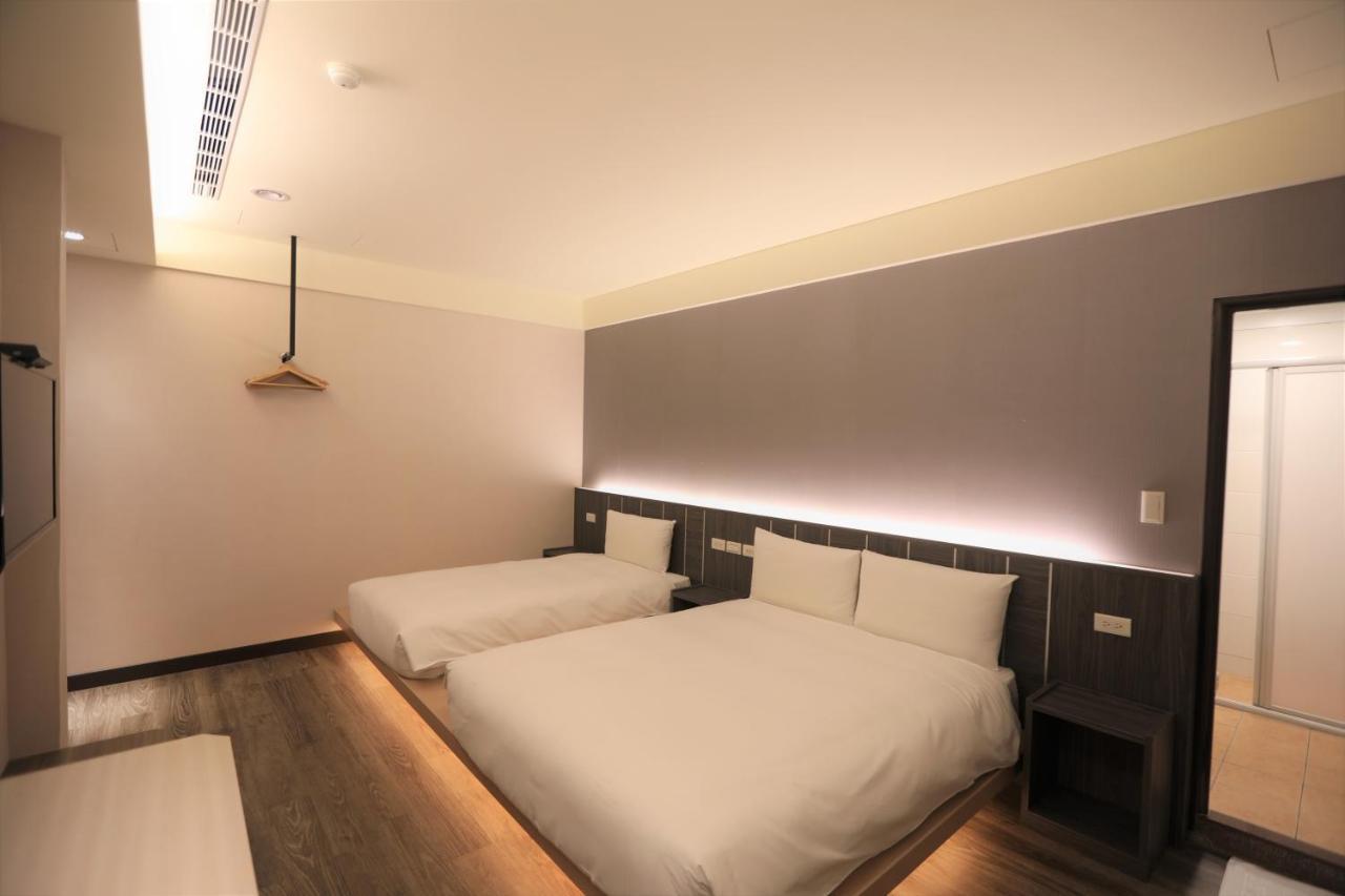 Chair Man Hotel Тайбэй Экстерьер фото