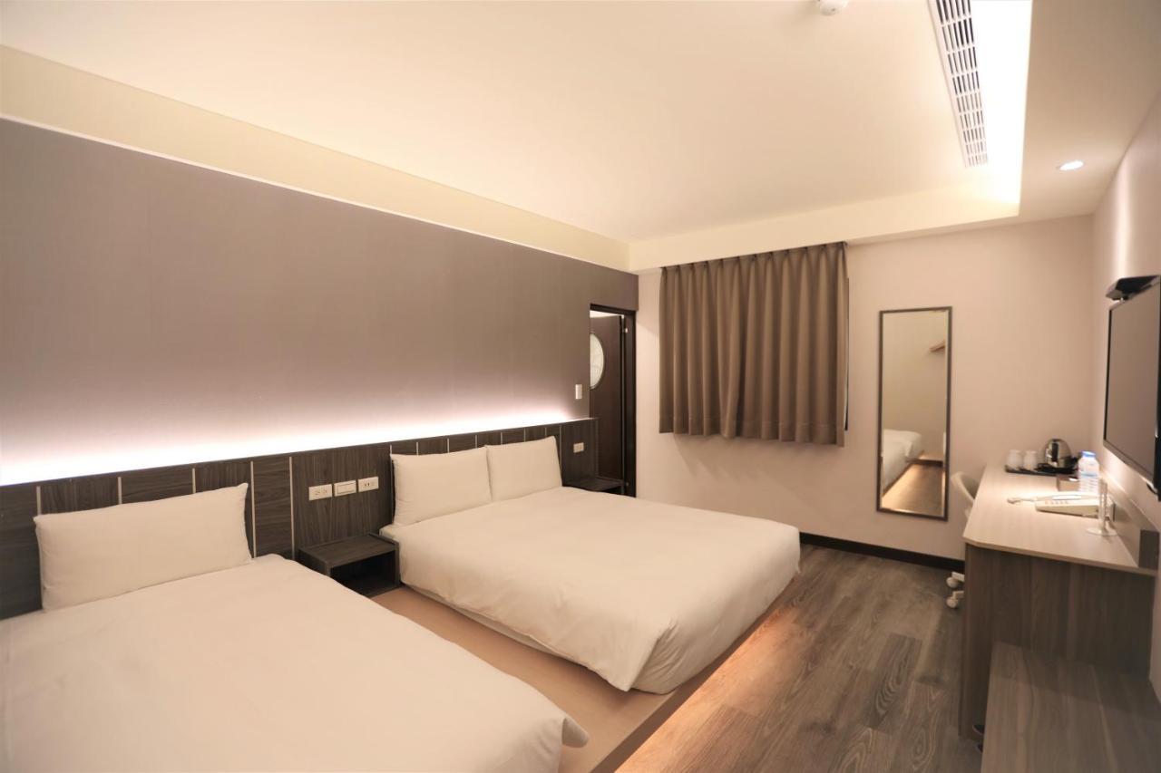 Chair Man Hotel Тайбэй Экстерьер фото