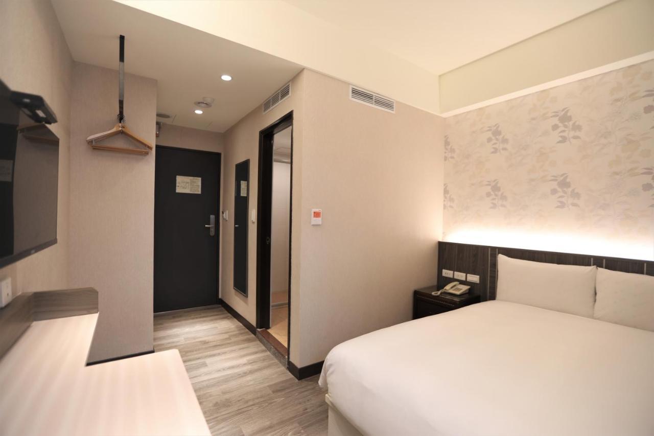 Chair Man Hotel Тайбэй Экстерьер фото